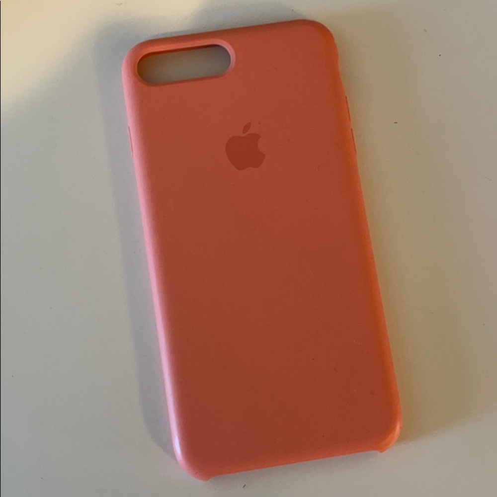 Apple iPhone 8 Plus case peach